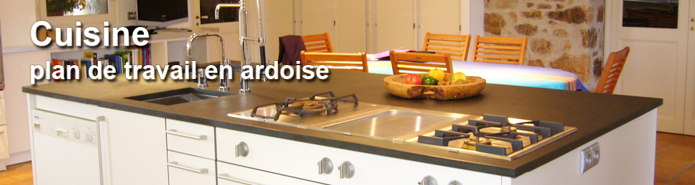 Cuisine : plan de travail en ardoise massive. Cuisine : plan de travail en ardoise massive